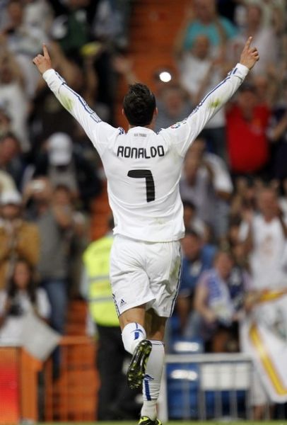 分领先于传 分领先于传