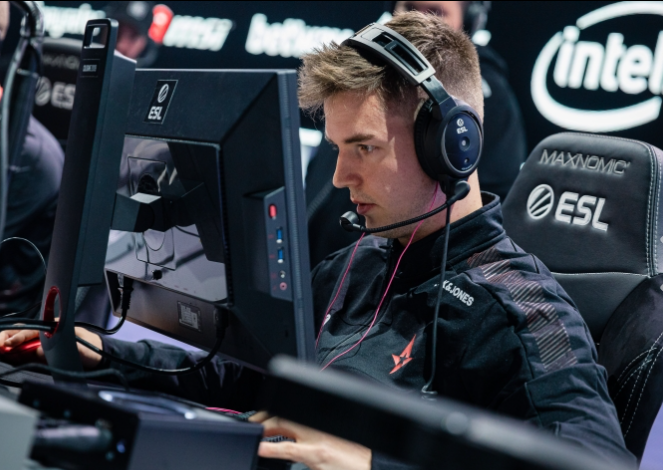 迷对FC东 迷对FC东