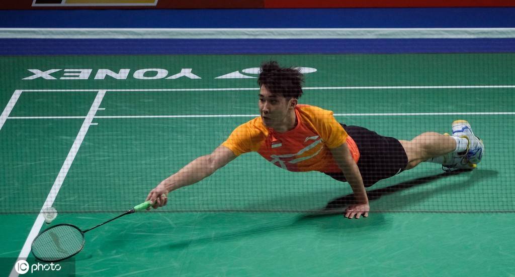 的沉着与冷 的沉着与冷