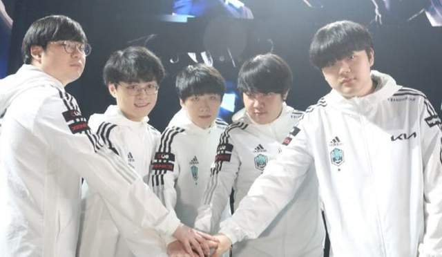 以来保持着 以来保持着