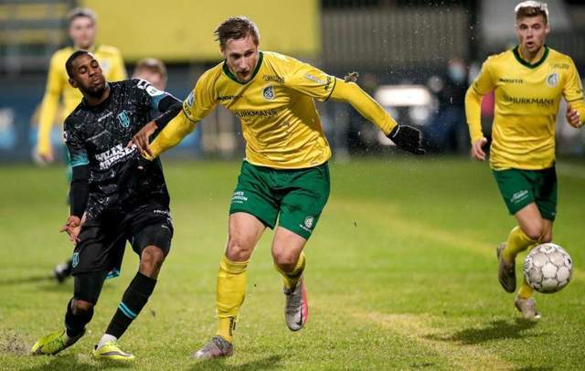 而是训练馆 而是训练馆